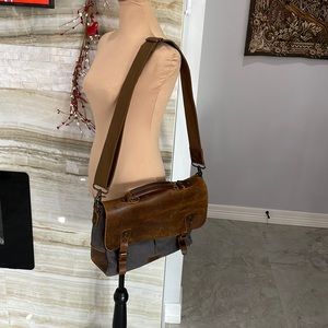 WowBox leather and canvas laptop bag with vintage distressed design